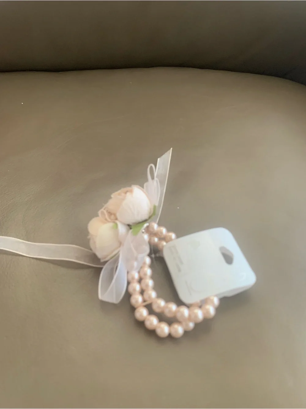 Icing Peach Pearl Floral 🪷 Wrist Bracelet with Ribbon
